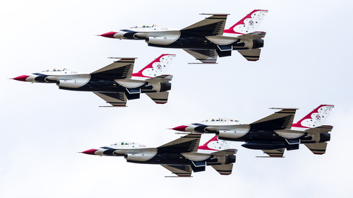 Closeup of The Thunderbirds in tight formation