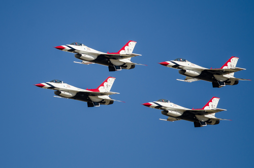 Boise, Idaho, USA  October 15, 2017.  United States Air Force Thunderbirds performing at the Gowen Thunder Airshow